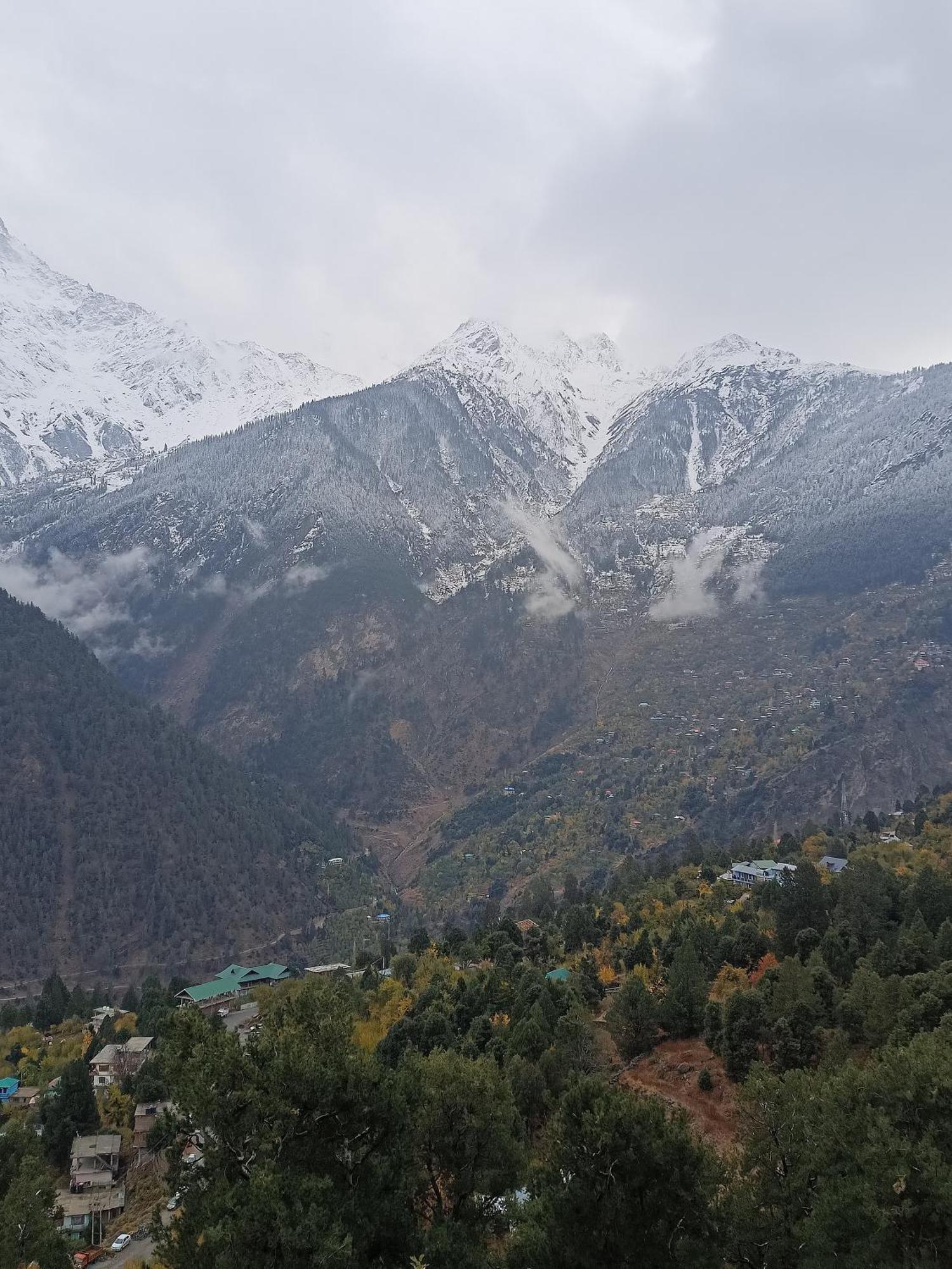 The Shudarang Inn Kalpa Buitenkant foto